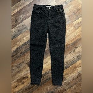 Women’s leopard jeggings